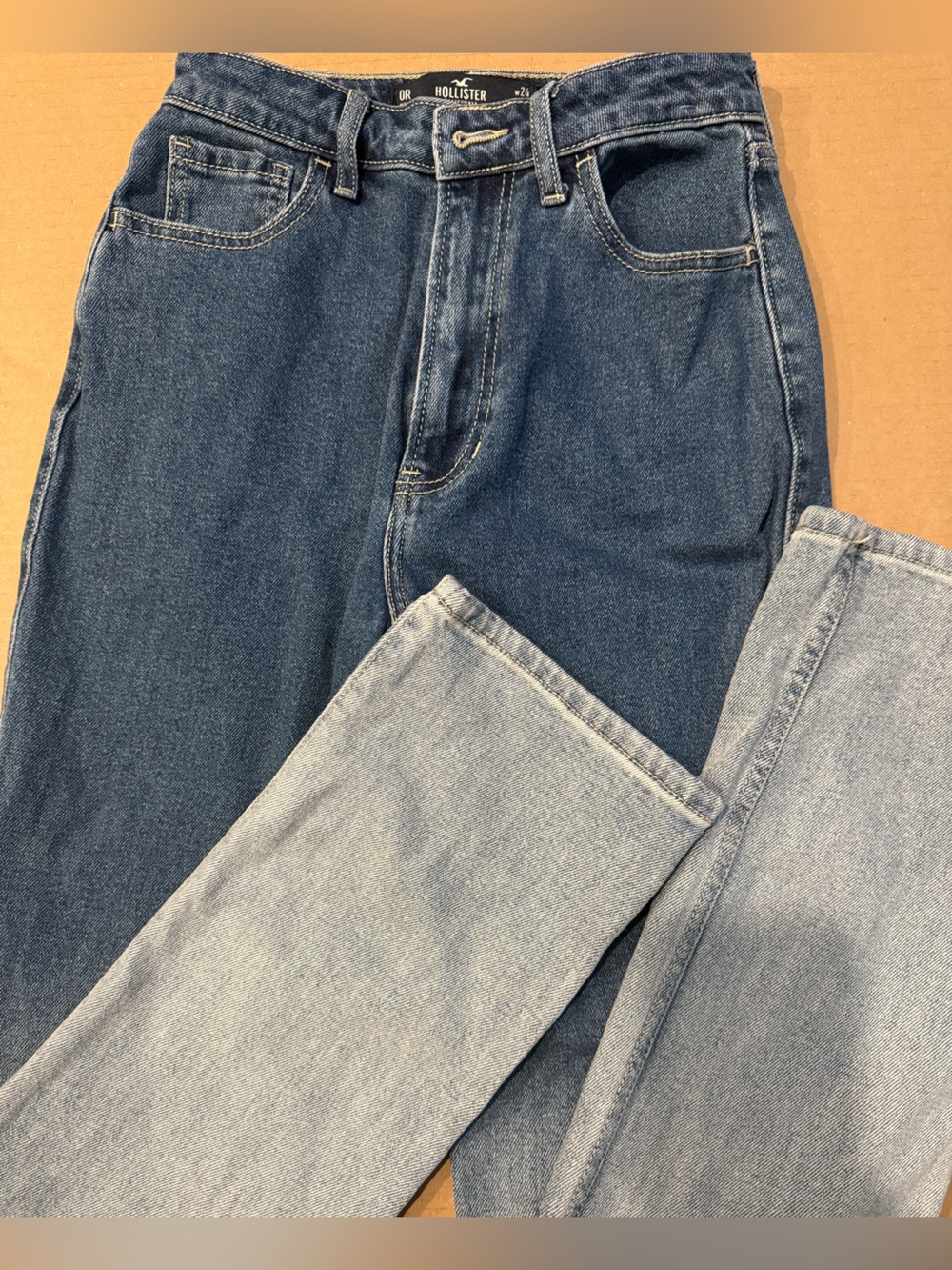 Hollister Ultra High-Rise Stacked Vintage Jeans